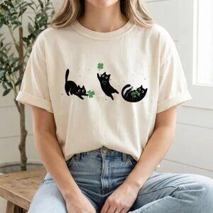 St Patricks Day Cat T-shirt, Lucky Cat Shirt, Gift For Cat Lover